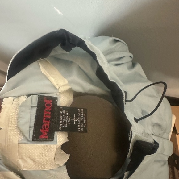 Women's Marmot Large Light Gray Hooded Jacket - Picture 5 of 5